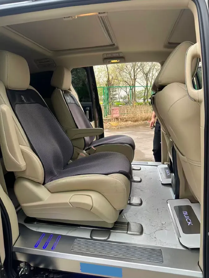 2023 Buick GL8 2.0T 237HP L4 9AT,autocango,china used car exporter,china ev exporter,chinese used car exporter,chinese used ev exporter