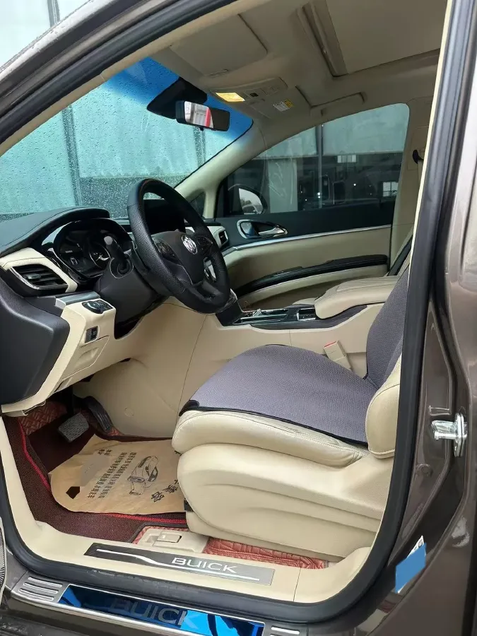 2023 Buick GL8 2.0T 237HP L4 9AT,autocango,china used car exporter,china ev exporter,chinese used car exporter,chinese used ev exporter