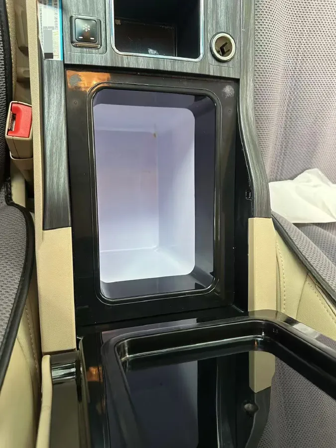 2023 Buick GL8 2.0T 237HP L4 9AT,autocango,china used car exporter,china ev exporter,chinese used car exporter,chinese used ev exporter