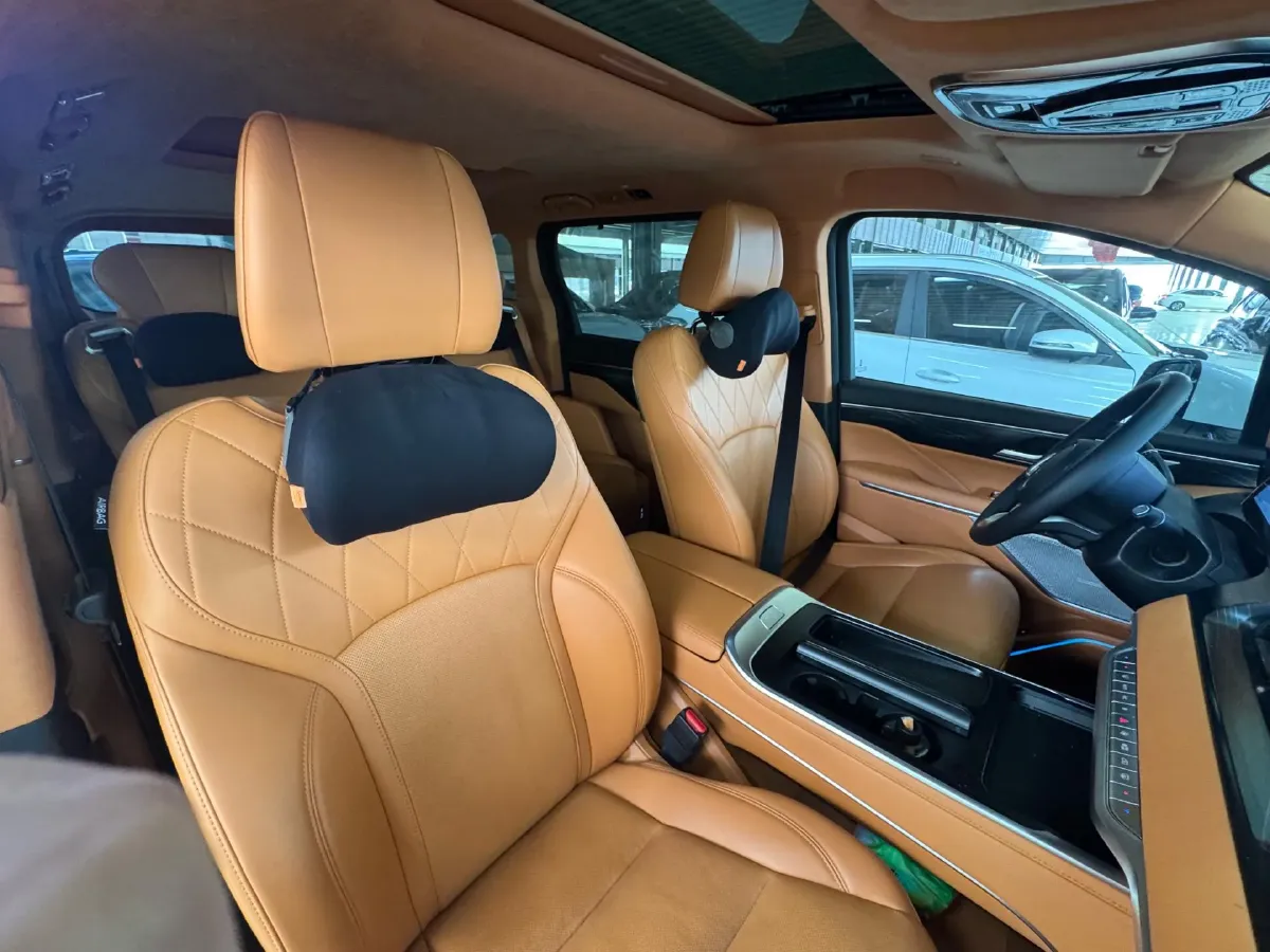 2024 Mercedes-Benz C Class 1.5T 204HP L4 9AT,autocango,china used car exporter,china ev exporter,chinese used car exporter,chinese used ev exporter