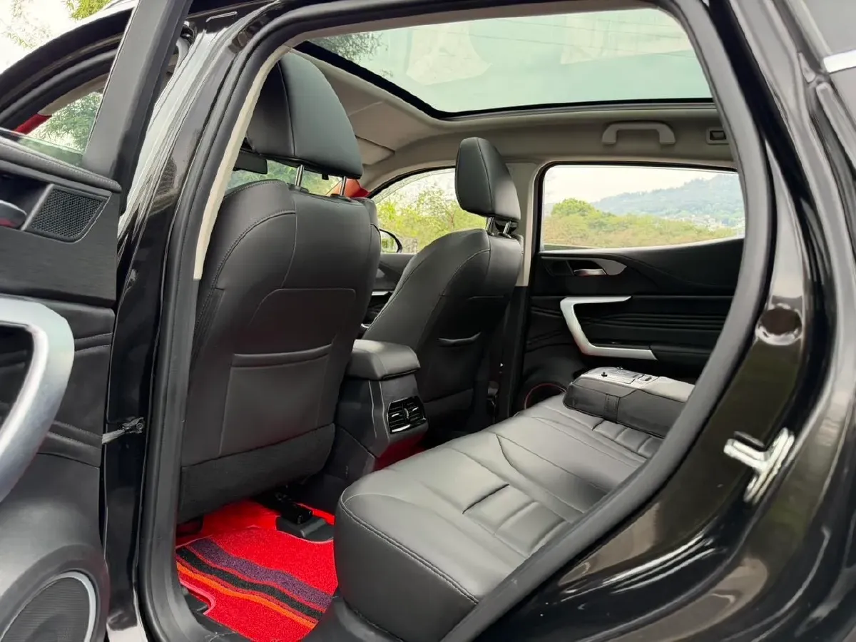 2020 WEY VV5 1.5T 171HP L4 7DCT,autocango,china used car exporter,china ev exporter,chinese used car exporter,chinese used ev exporter