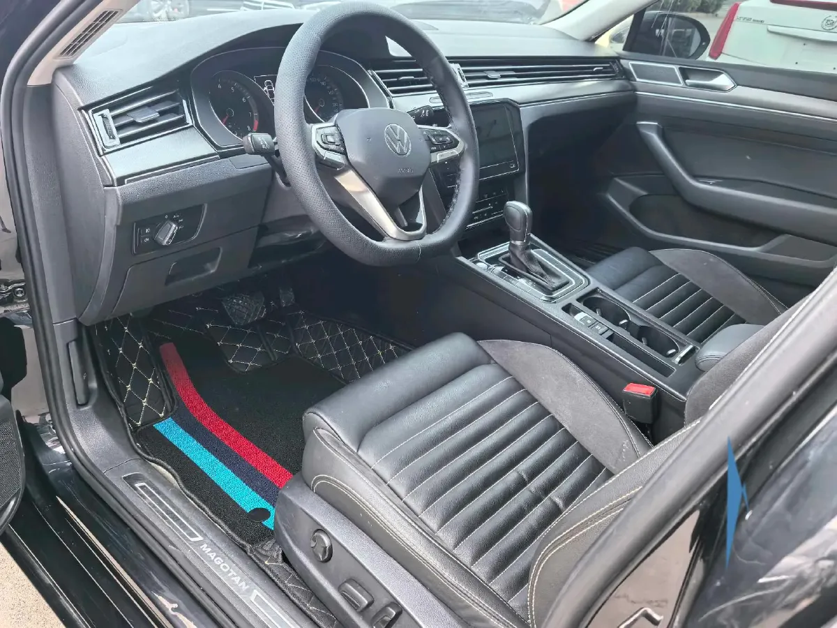 2020 Volkswagen Magotan 2.0T 186HP L4 7DCT,autocango,china used car exporter,china ev exporter,chinese used car exporter,chinese used ev exporter