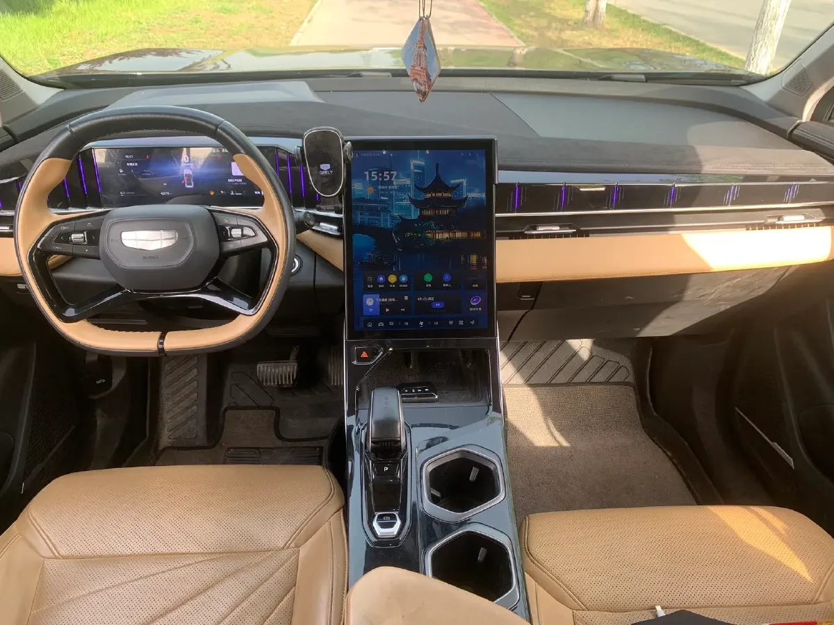 2023 Geely StarRay 1.5T 181HP L4 7DCT,autocango,china used car exporter,china ev exporter,chinese used car exporter,chinese used ev exporter