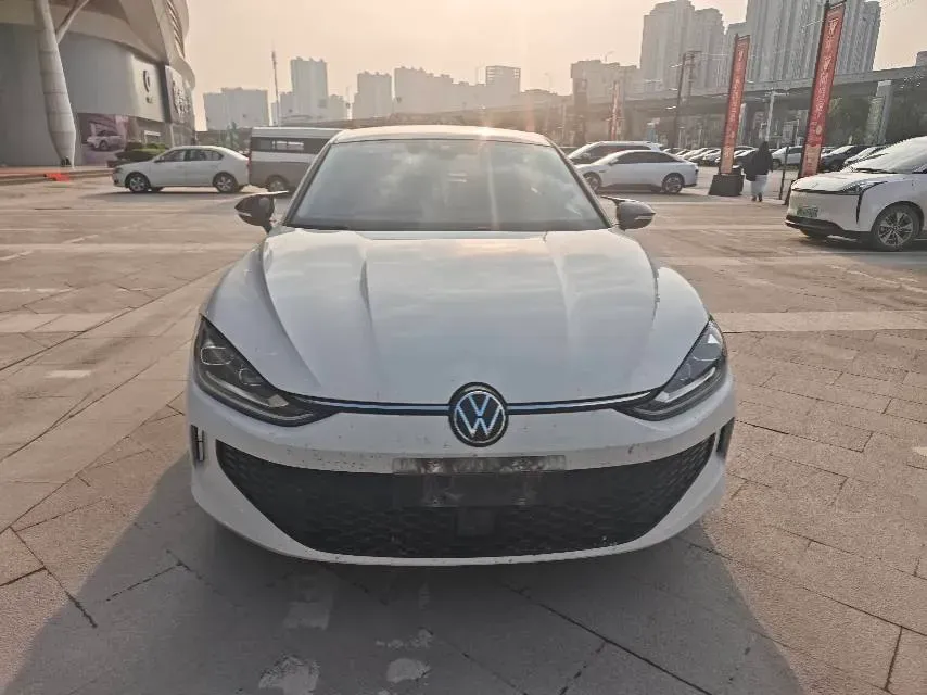 2022 Jetour DASHING i-DM 1.5T 156HP L4 3DHT PHEV 19.27KWH,autocango,china used car exporter,china ev exporter,chinese used car exporter,chinese used ev exporter