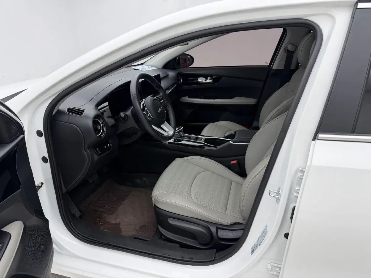 2023 Kia K3 1.5L 115HP L4 CVT,autocango,china used car exporter,china ev exporter,chinese used car exporter,chinese used ev exporter