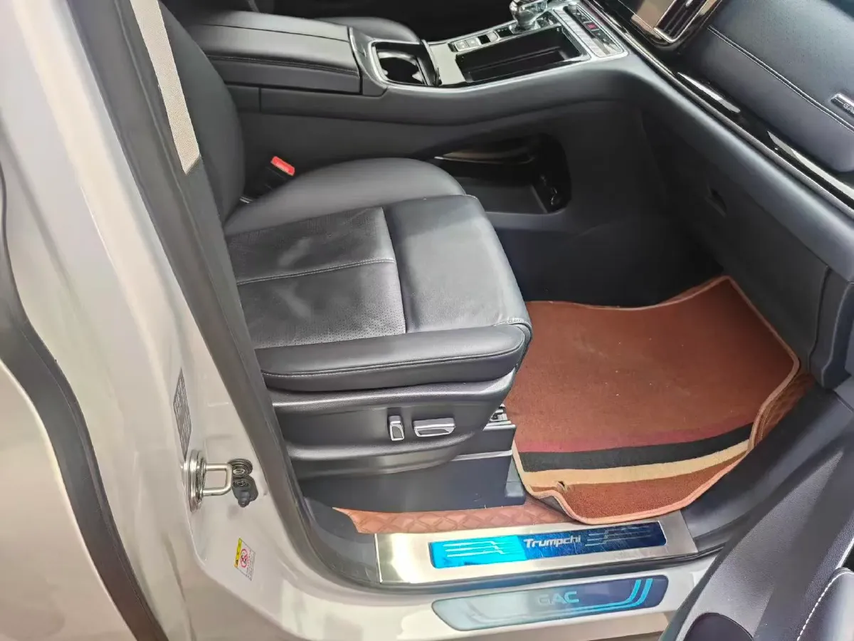 2021 GAC Trumpchi M8 2.0T 252HP L4 8AT,autocango,china used car exporter,china ev exporter,chinese used car exporter,chinese used ev exporter