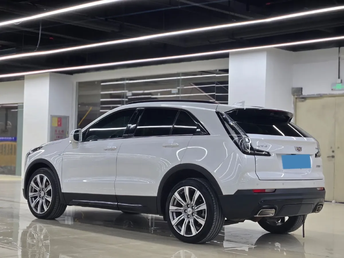 2020 Cadillac XT4 2.0T 241HP L4 9AT,autocango,china used car exporter,china ev exporter,chinese used car exporter,chinese used ev exporter