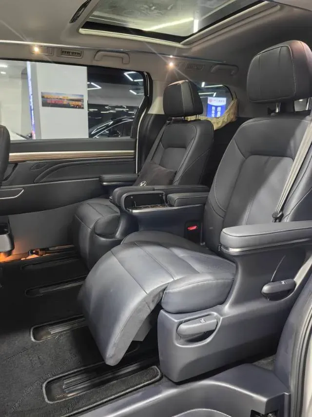 2023 GAC Trumpchi M8 2.0T 252HP L4 8AT,autocango,china used car exporter,china ev exporter,chinese used car exporter,chinese used ev exporter