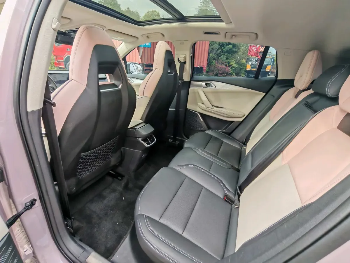 2023 LYNK&CO 03 1.5T 181HP L4 7DCT,autocango,china used car exporter,china ev exporter,chinese used car exporter,chinese used ev exporter