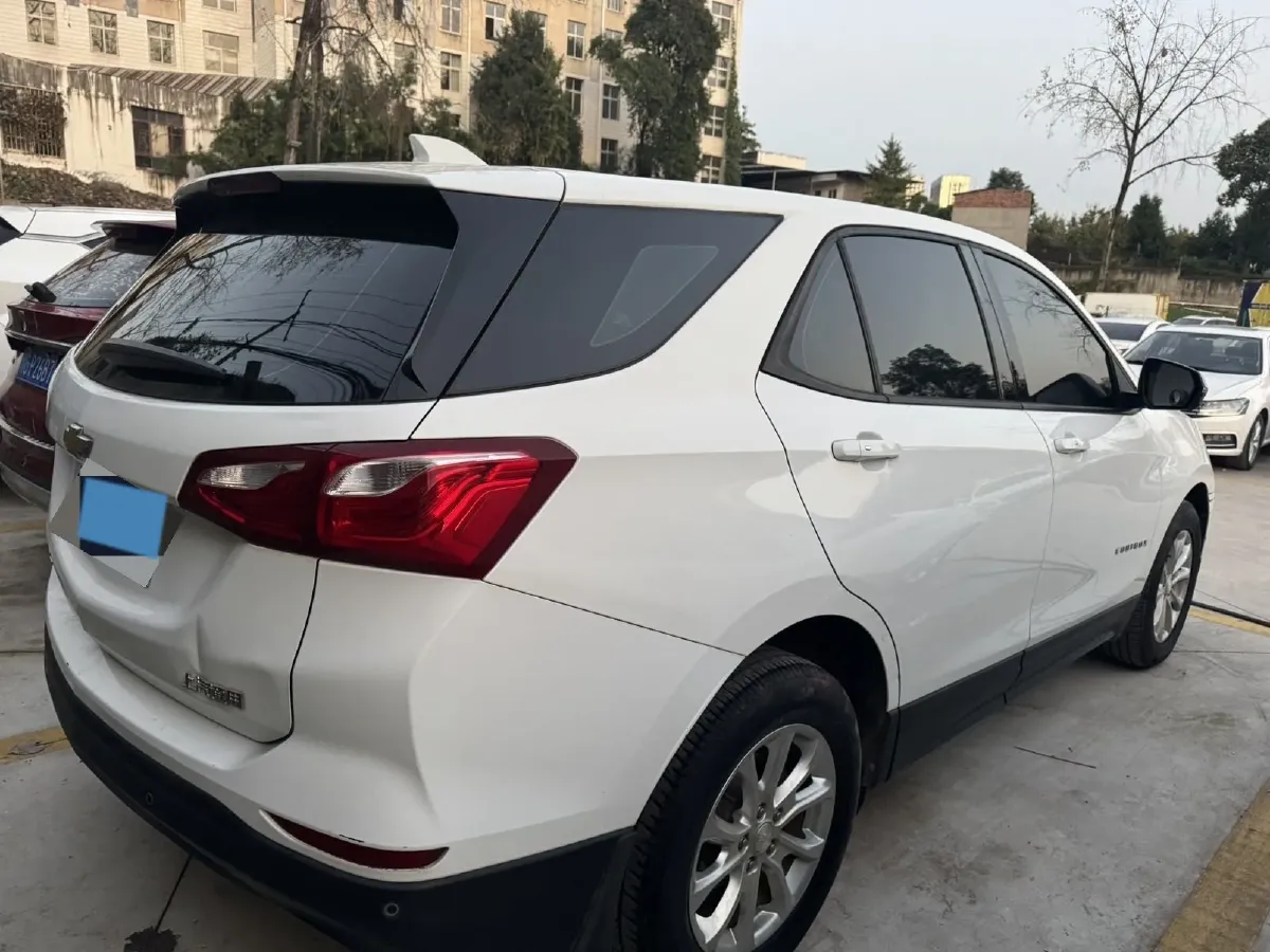 2018 Chevrolet Equinox 1.5T 180HP L4 6AT,autocango,china used car exporter,china ev exporter,chinese used car exporter,chinese used ev exporter