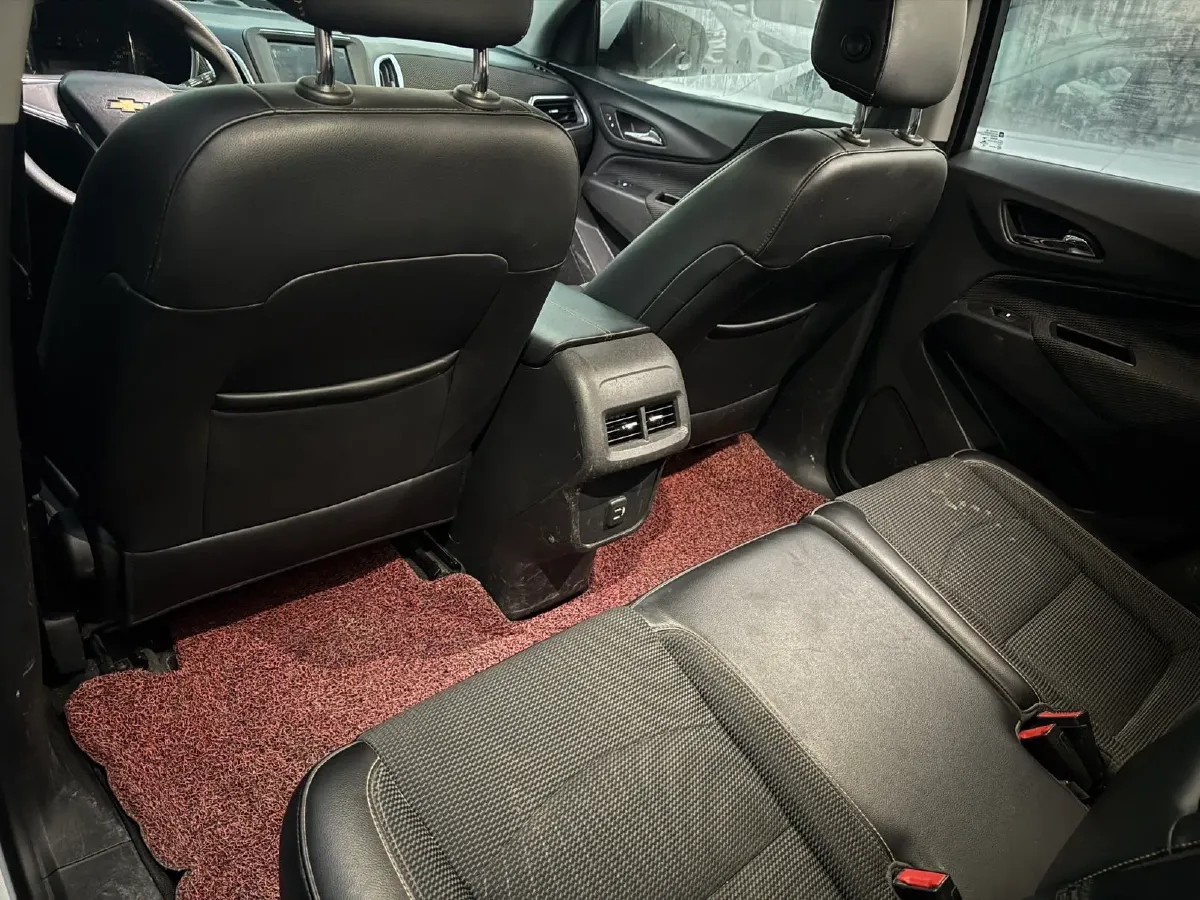 2018 Chevrolet Equinox 1.5T 180HP L4 6AT,autocango,china used car exporter,china ev exporter,chinese used car exporter,chinese used ev exporter