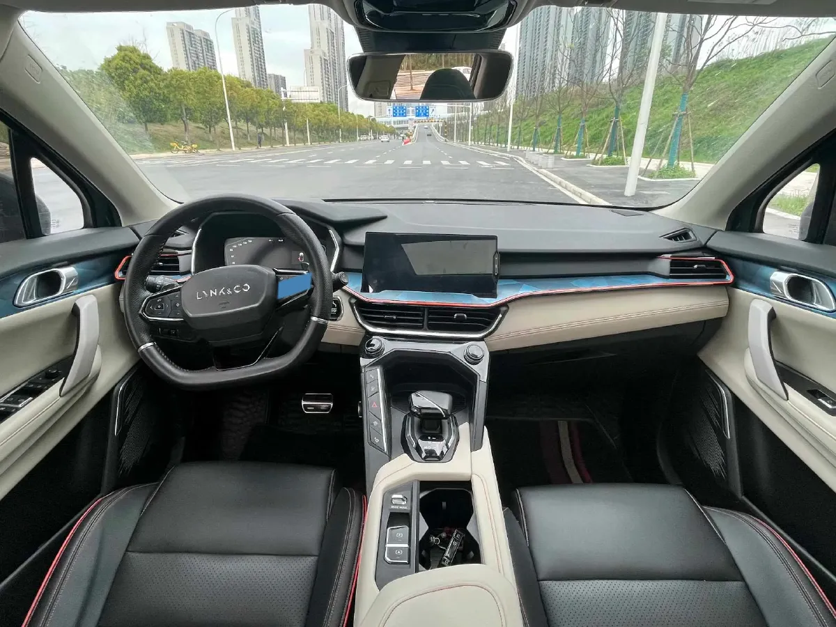 2020 LYNK&CO 06 1.5T 177HP L3 7DCT,autocango,china used car exporter,china ev exporter,chinese used car exporter,chinese used ev exporter