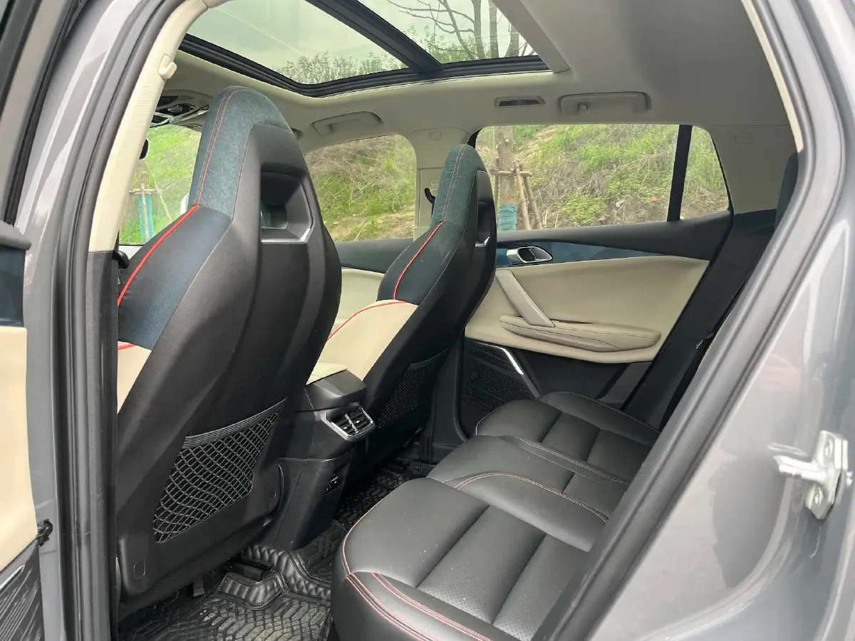 2020 LYNK&CO 06 1.5T 177HP L3 7DCT,autocango,china used car exporter,china ev exporter,chinese used car exporter,chinese used ev exporter