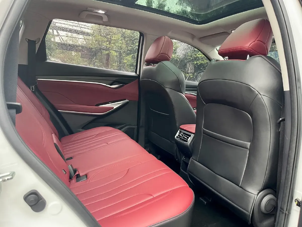 2021 ChangAn CS75 Plus 1.5T 178HP L4 6AT,autocango,china used car exporter,china ev exporter,chinese used car exporter,chinese used ev exporter