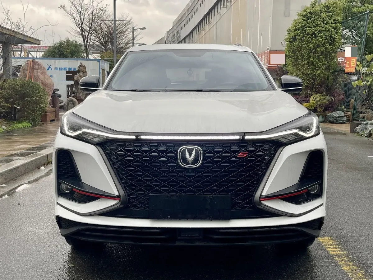 2021 ChangAn CS75 Plus 1.5T 178HP L4 6AT,autocango,china used car exporter,china ev exporter,chinese used car exporter,chinese used ev exporter