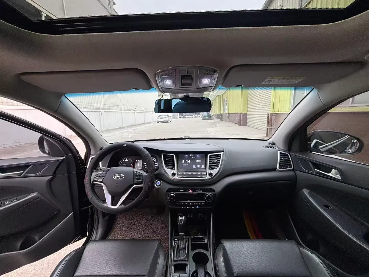 2015 Hyundai Tucson 1.6T 177HP L4 7DCT,autocango,china used car exporter,china ev exporter,chinese used car exporter,chinese used ev exporter