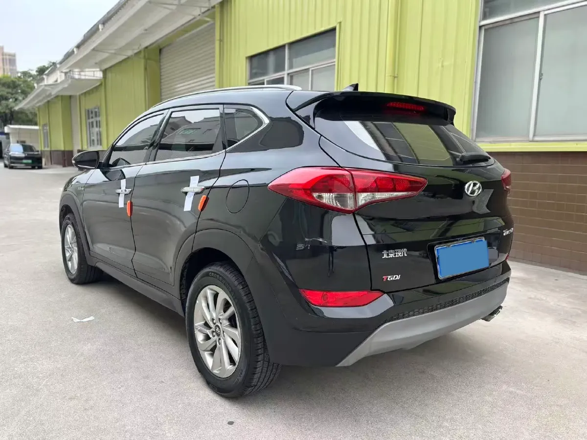 2015 Hyundai Tucson 1.6T 177HP L4 7DCT,autocango,china used car exporter,china ev exporter,chinese used car exporter,chinese used ev exporter
