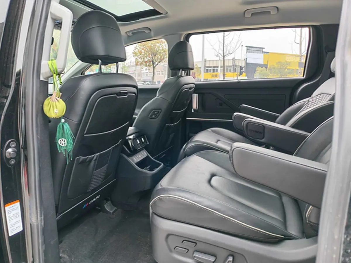 2024 Hyundai Custo 1.5T 170HP L4 8AT,autocango,china used car exporter,china ev exporter,chinese used car exporter,chinese used ev exporter