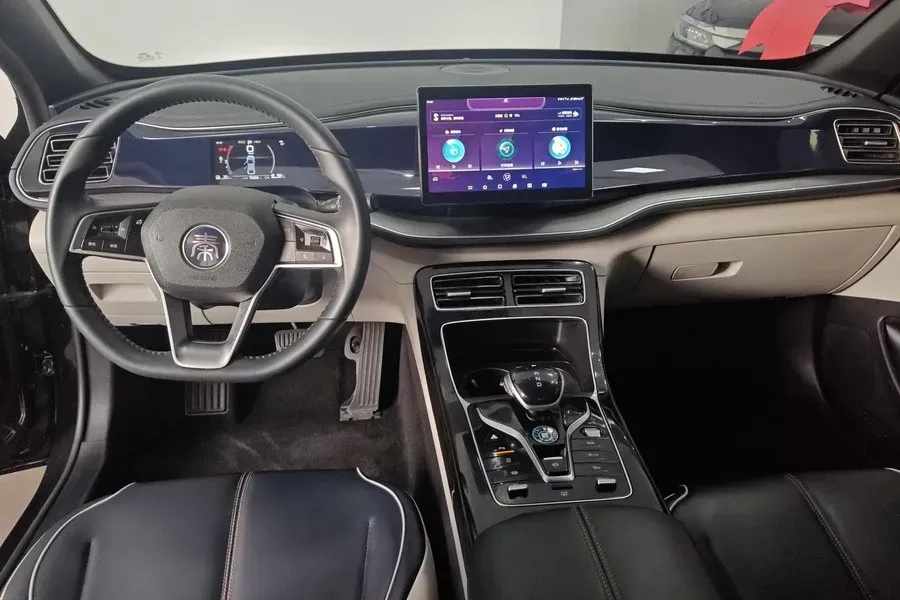 2021 Haval F7 1.5T 169HP L4 7DCT,autocango,china used car exporter,china ev exporter,chinese used car exporter,chinese used ev exporter