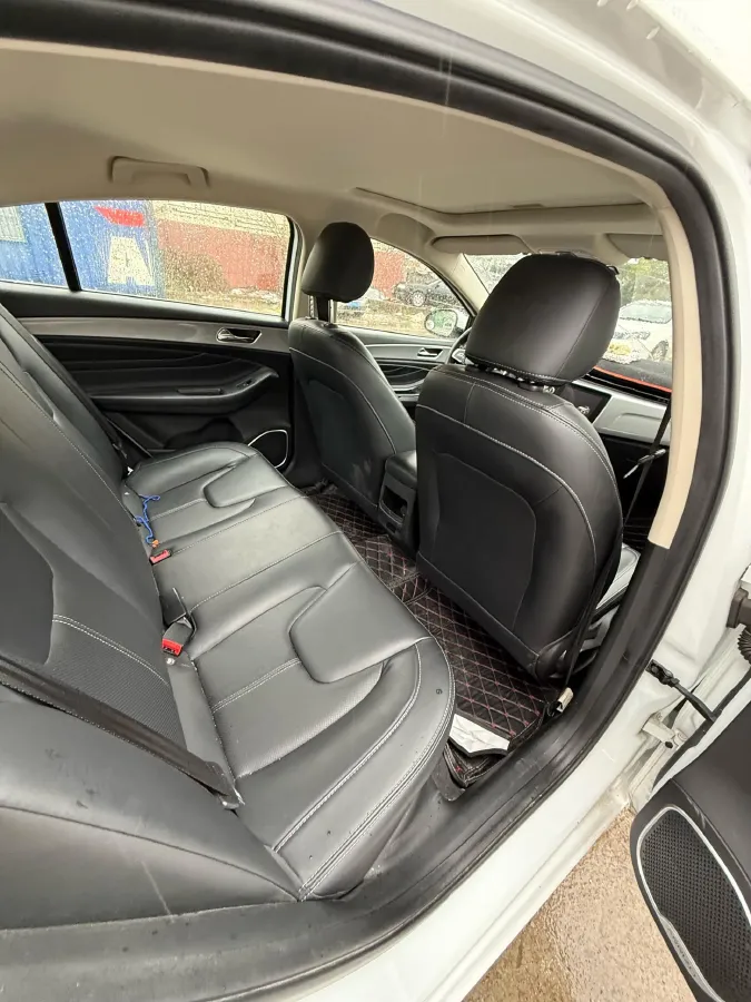 2019 Chery Arrizo 5 1.5L 116HP L4 5MT,autocango,china used car exporter,china ev exporter,chinese used car exporter,chinese used ev exporter