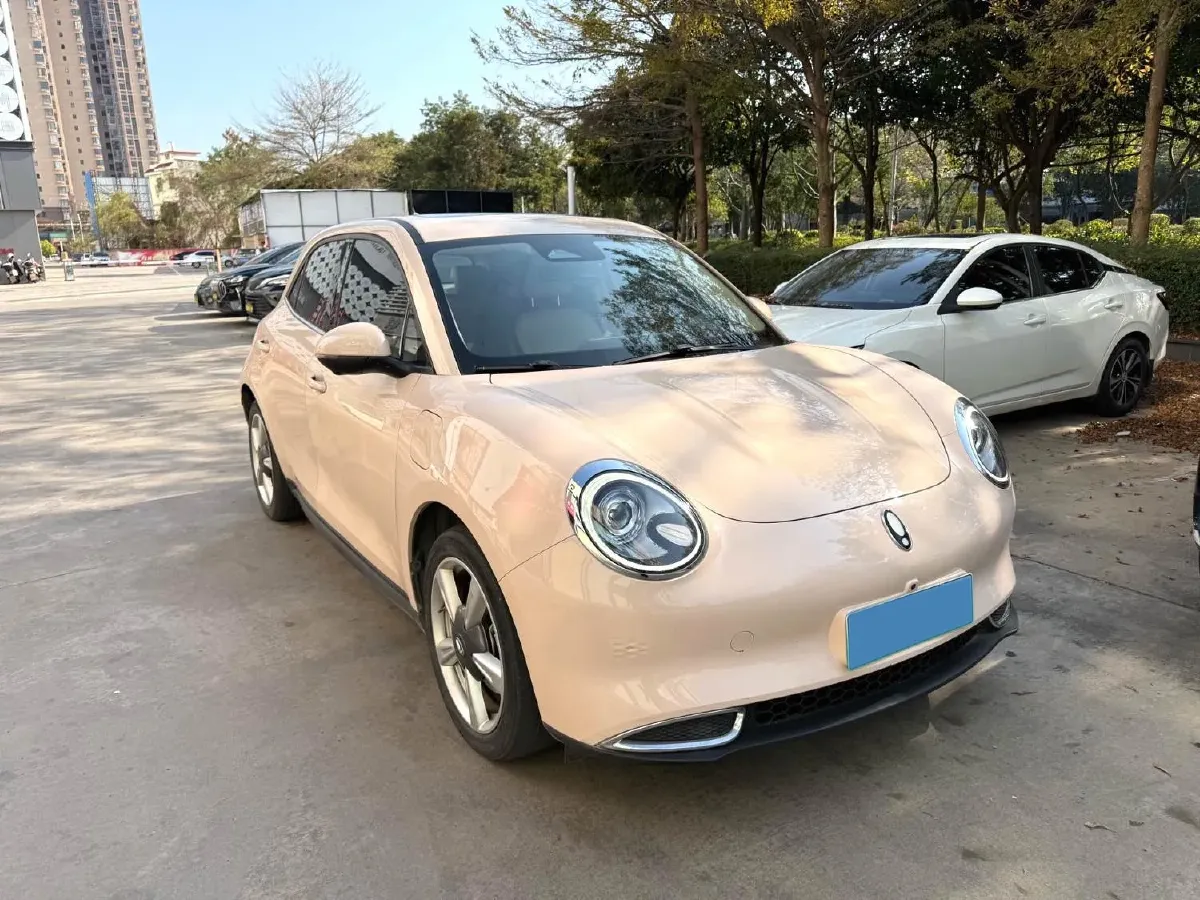 2022 ChangAn Oshan X7 Plus 1.5T 188HP L4 7DCT,autocango,china used car exporter,china ev exporter,chinese used car exporter,chinese used ev exporter