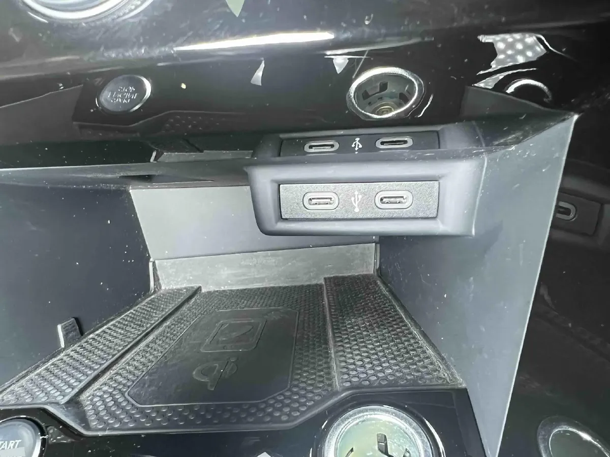 2021 Volkswagen T-Roc 1.4T 150HP L4 7DCT,autocango,china used car exporter,china ev exporter,chinese used car exporter,chinese used ev exporter