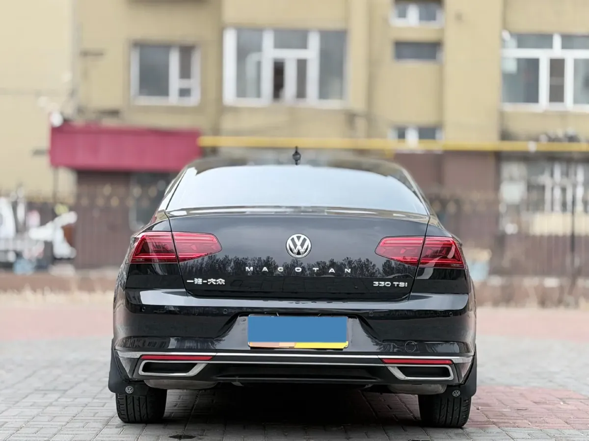 2020 Volkswagen Magotan 2.0T 186HP L4 7DCT,autocango,china used car exporter,china ev exporter,chinese used car exporter,chinese used ev exporter
