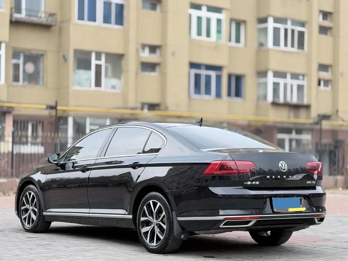 2020 Volkswagen Magotan 2.0T 186HP L4 7DCT,autocango,china used car exporter,china ev exporter,chinese used car exporter,chinese used ev exporter