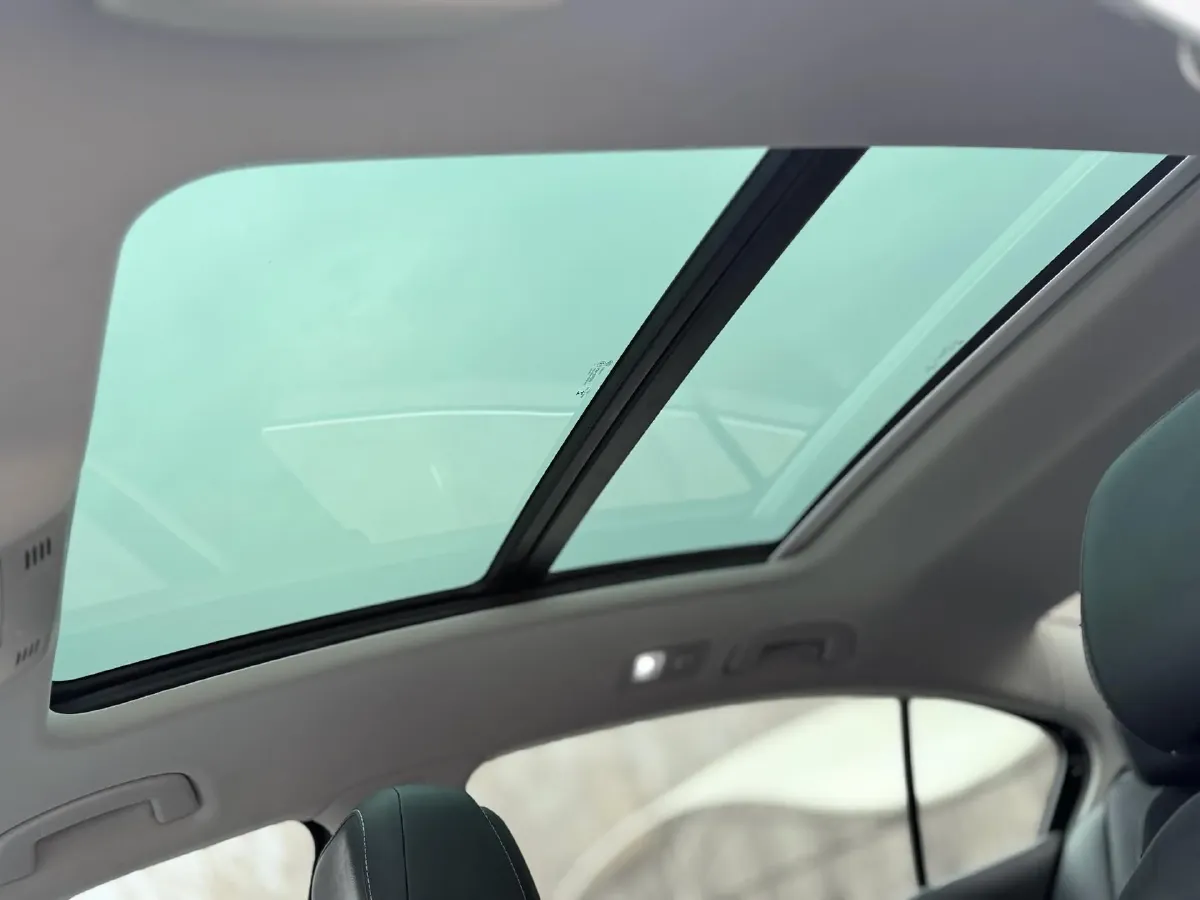 2020 Volkswagen Magotan 2.0T 186HP L4 7DCT,autocango,china used car exporter,china ev exporter,chinese used car exporter,chinese used ev exporter