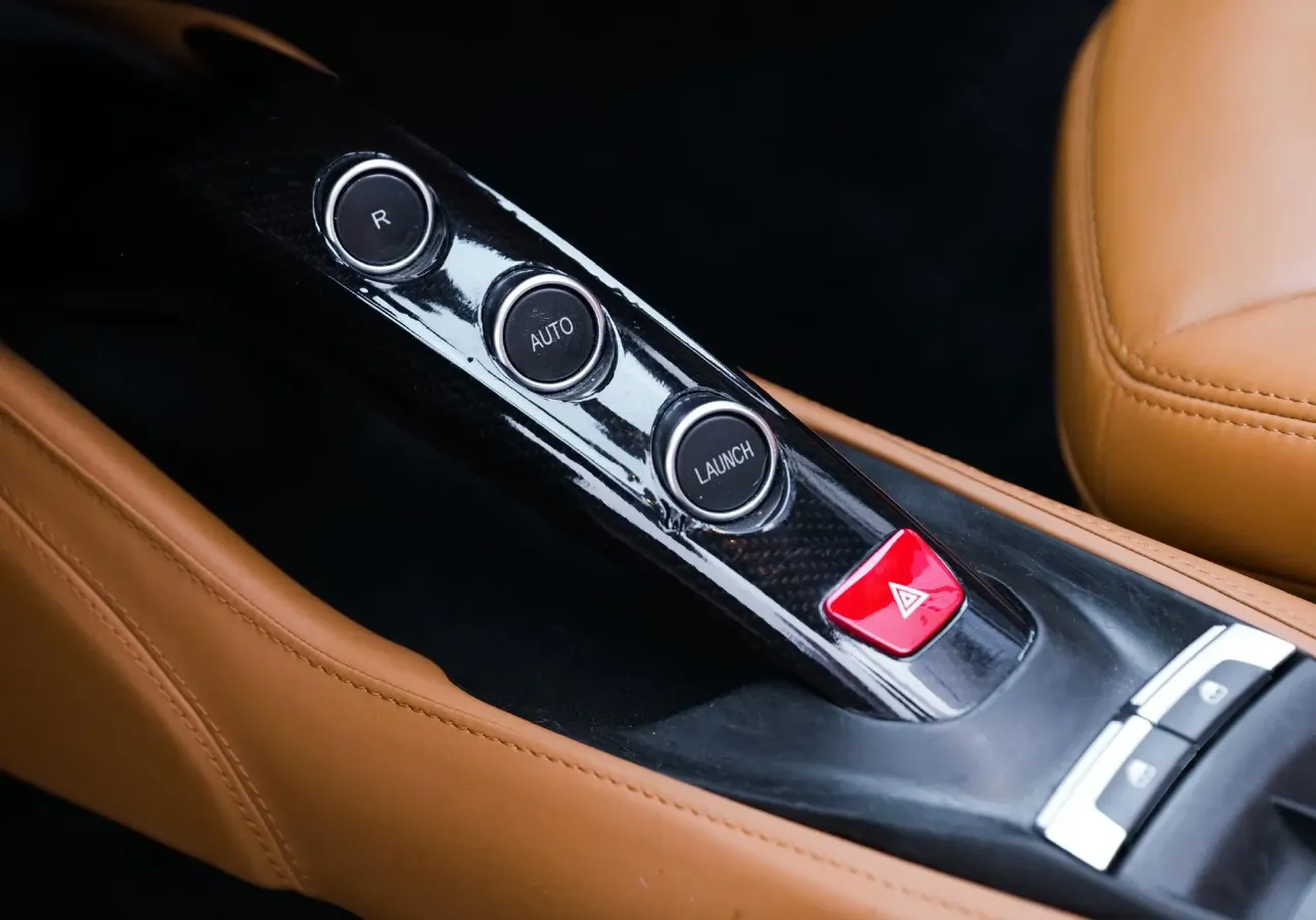 2015 Ferrari 488 3.9T 670HP V8 7DCT,autocango,china used car exporter,china ev exporter,chinese used car exporter,chinese used ev exporter