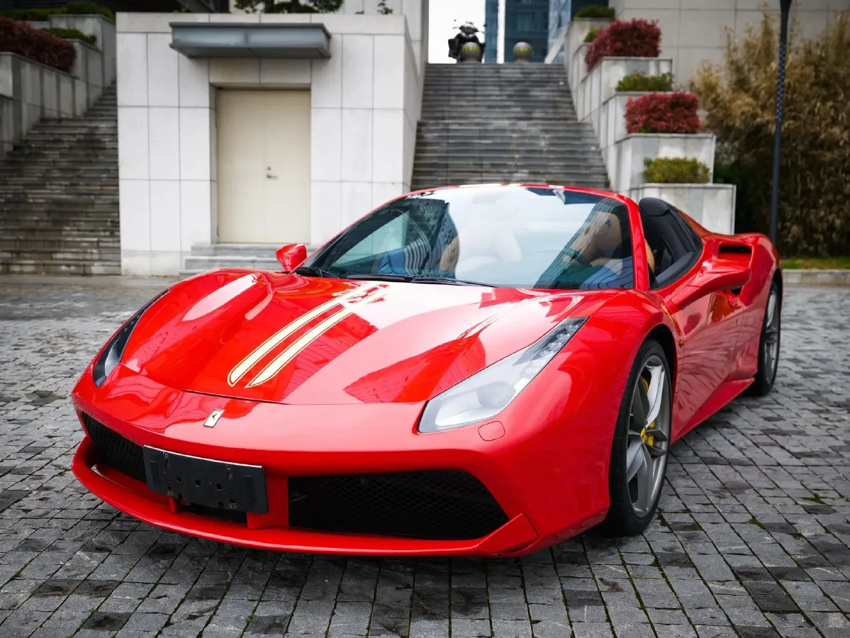 2015 Ferrari 488 3.9T 670HP V8 7DCT,autocango,china used car exporter,china ev exporter,chinese used car exporter,chinese used ev exporter