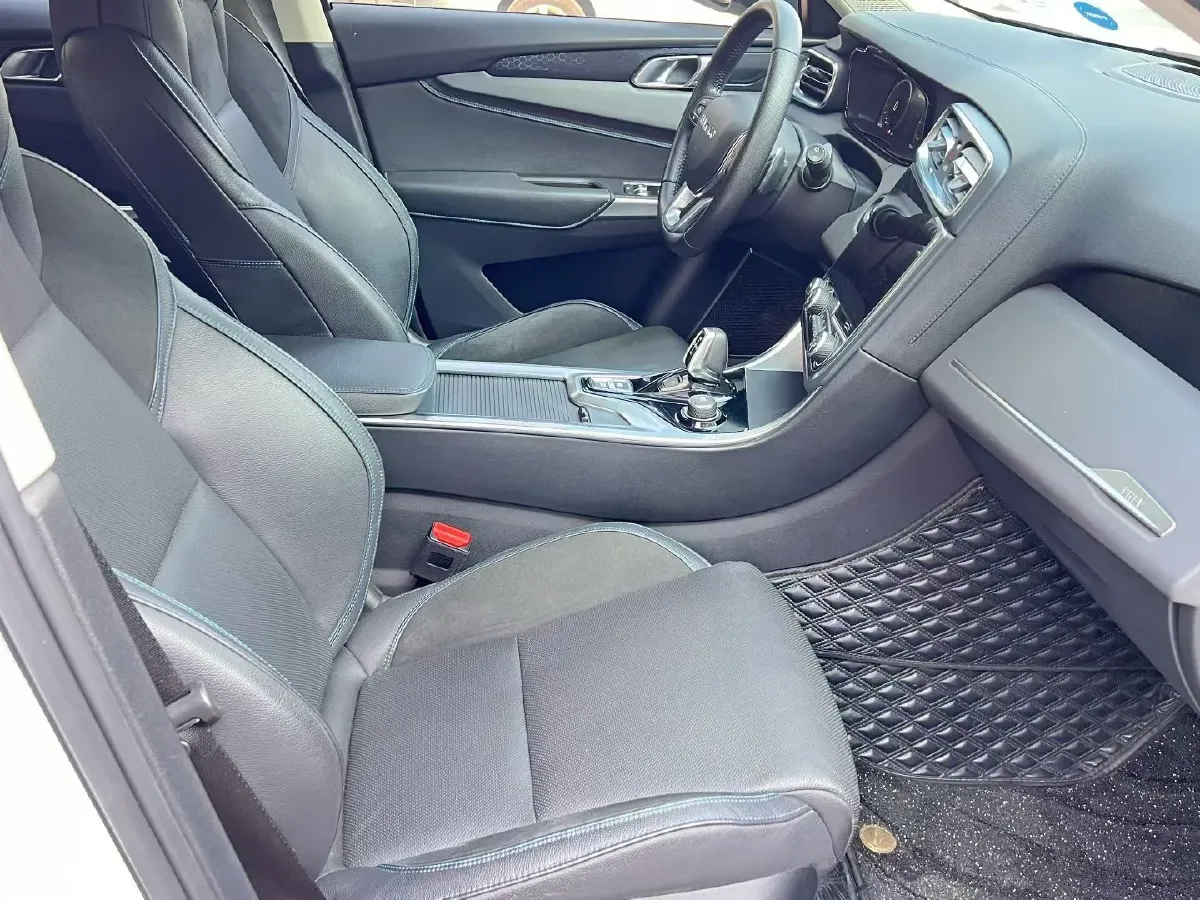 2019 LYNK&CO 01 EM-P 1.5T 180HP L3 7DCT PHEV 9.4KWH,autocango,china used car exporter,china ev exporter,chinese used car exporter,chinese used ev exporter