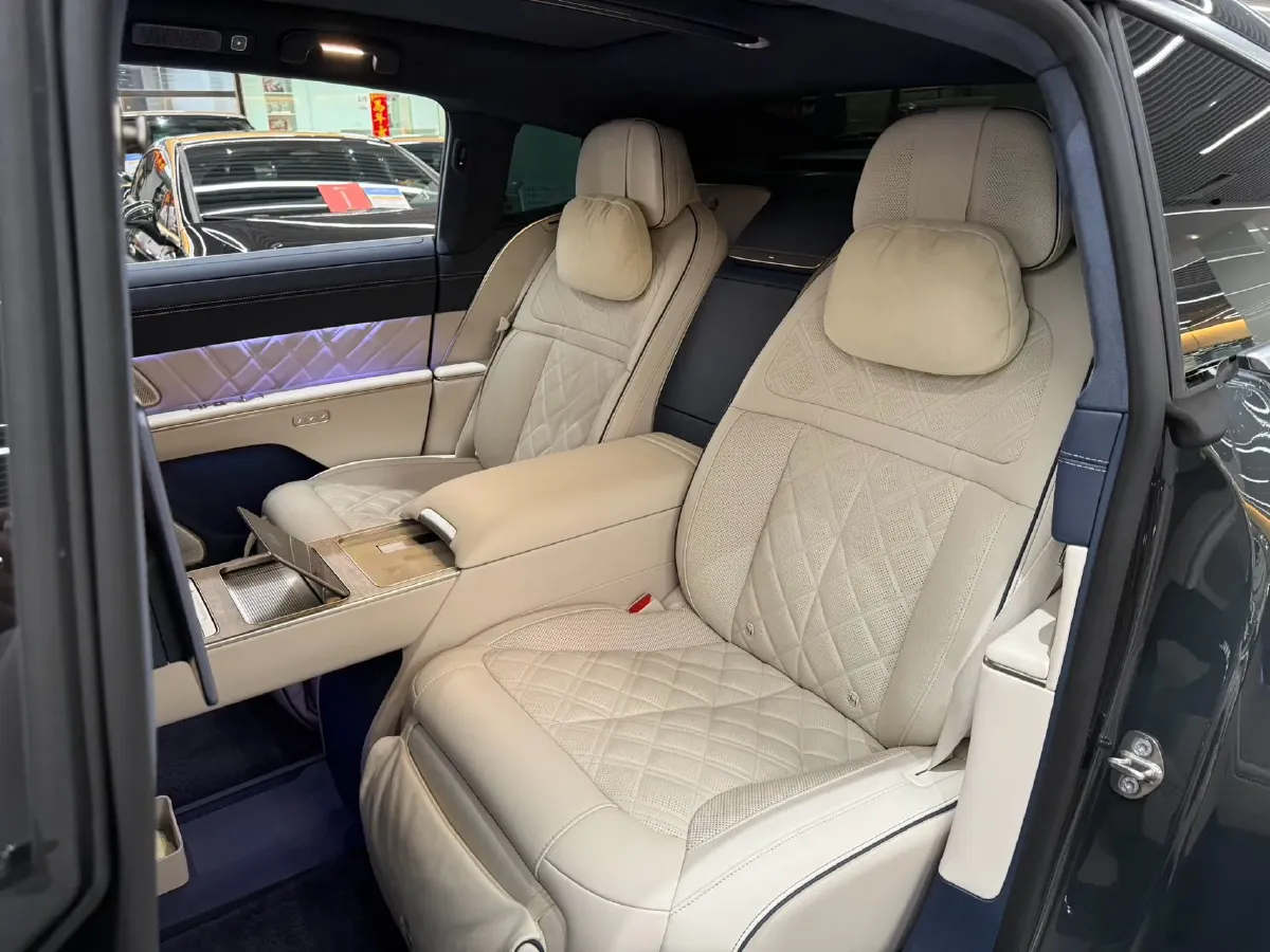 2025 NIO ET9 BEV 100KWH,autocango,china used car exporter,china ev exporter,chinese used car exporter,chinese used ev exporter