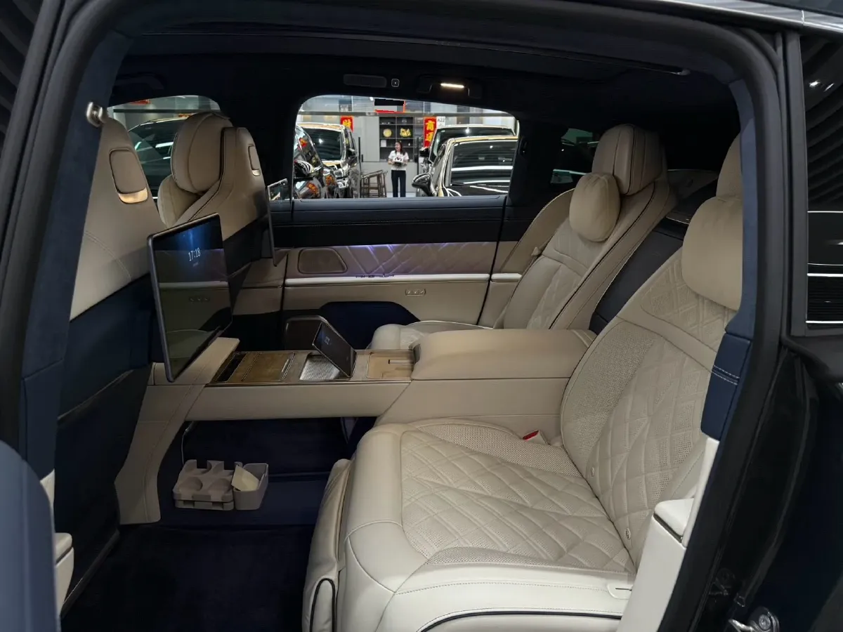 2025 NIO ET9 BEV 100KWH,autocango,china used car exporter,china ev exporter,chinese used car exporter,chinese used ev exporter