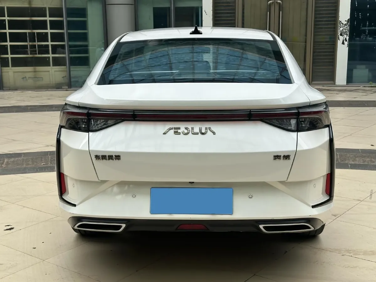 2020 DongFeng Aeolus YiXuan 1.5T 150HP L4 6DCT,autocango,china used car exporter,china ev exporter,chinese used car exporter,chinese used ev exporter