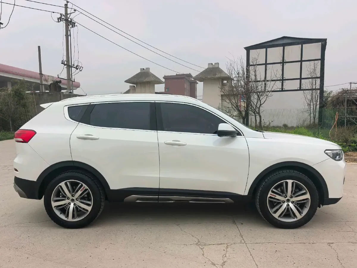 2017 Haval H6 1.5T 169HP L4 7DCT,autocango,china used car exporter,china ev exporter,chinese used car exporter,chinese used ev exporter