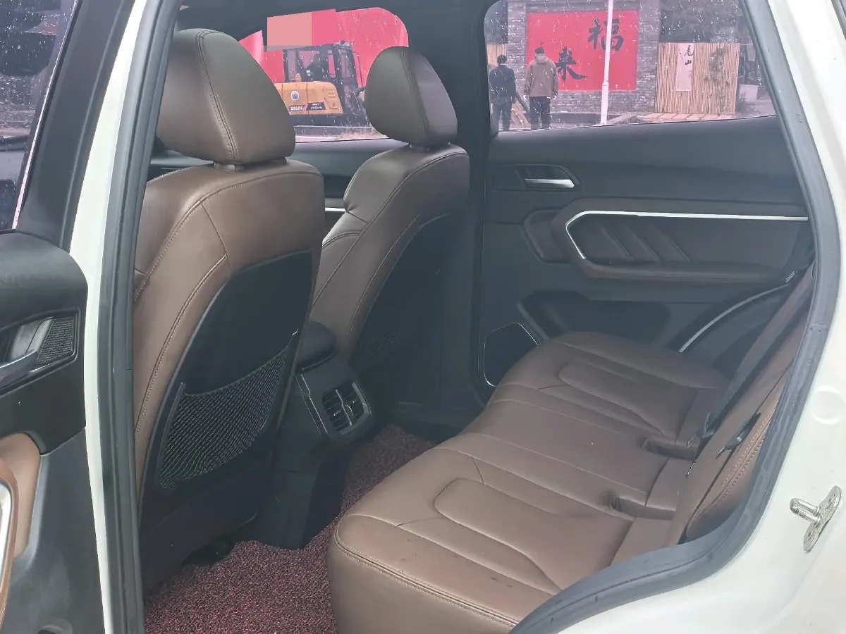 2017 Haval H6 1.5T 169HP L4 7DCT,autocango,china used car exporter,china ev exporter,chinese used car exporter,chinese used ev exporter