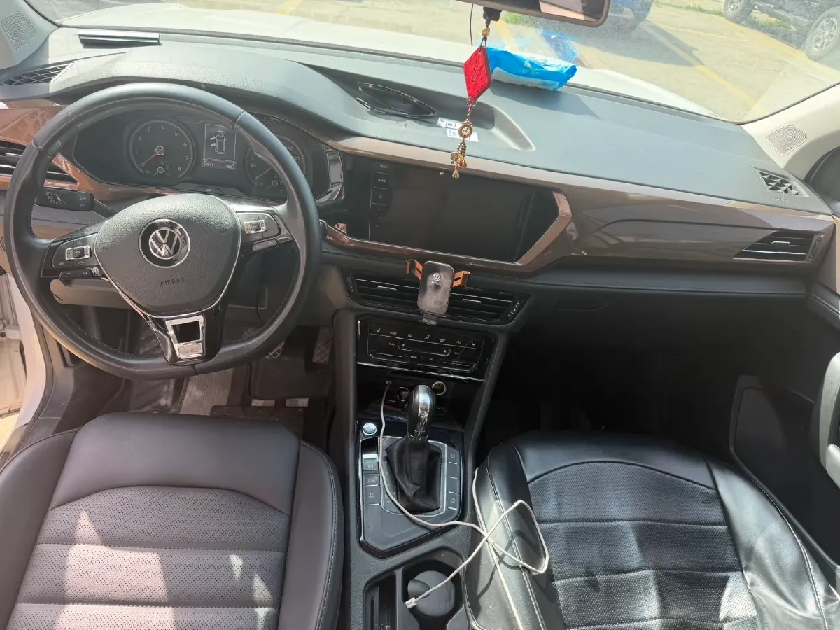 2021 Volkswagen Tharu 1.4T 150HP L4 7DCT,autocango,china used car exporter,china ev exporter,chinese used car exporter,chinese used ev exporter