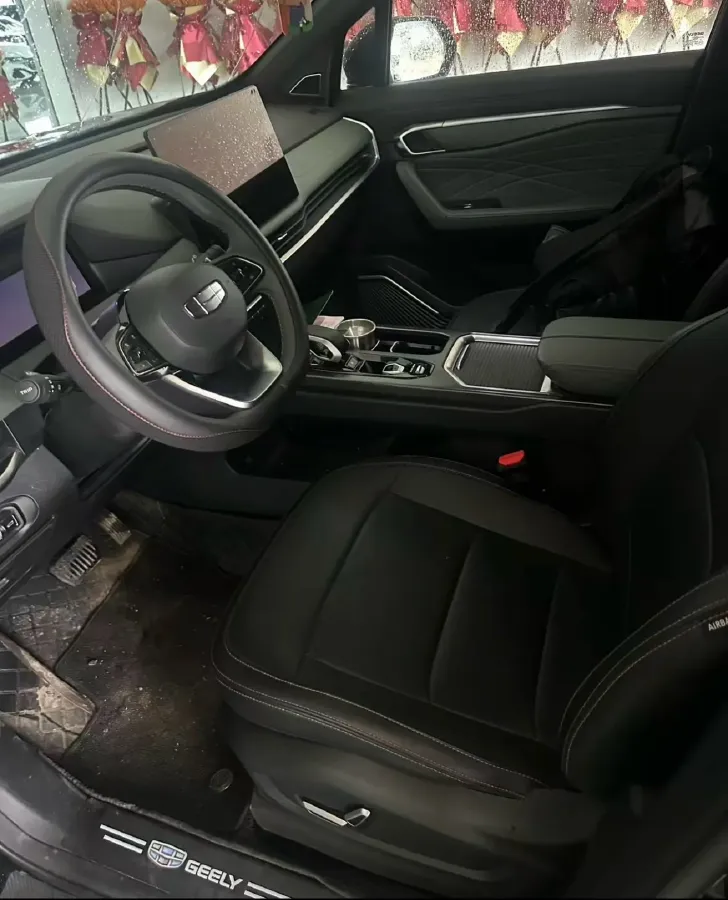 2024 Geely Okavango L 2.0T 218HP L4 7DCT,autocango,china used car exporter,china ev exporter,chinese used car exporter,chinese used ev exporter