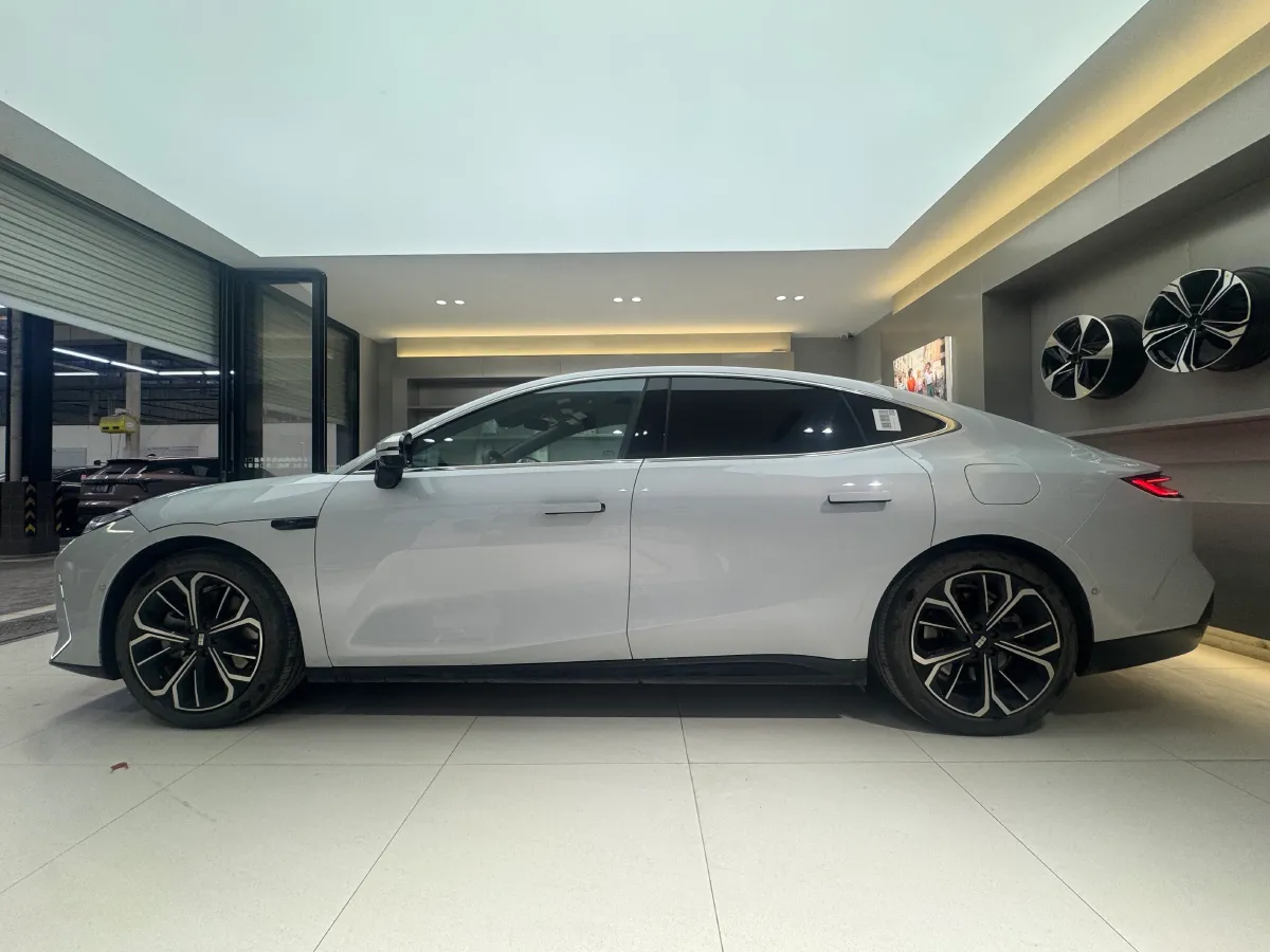 2025 MAXUS InterstellarX 2.5T 224HP L4 8AT,autocango,china used car exporter,china ev exporter,chinese used car exporter,chinese used ev exporter