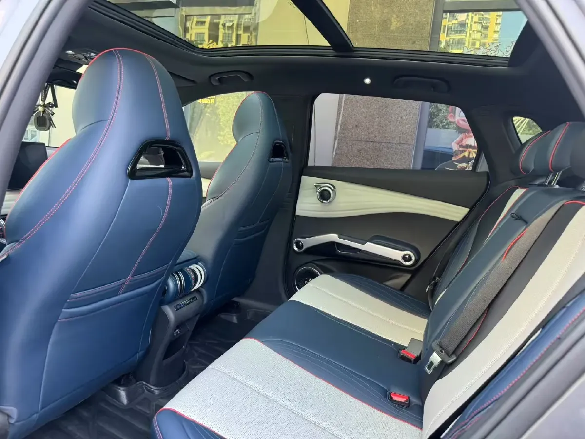 2022 Foton Grand General G7 2.0T 238HP L4 8AT,autocango,china used car exporter,china ev exporter,chinese used car exporter,chinese used ev exporter