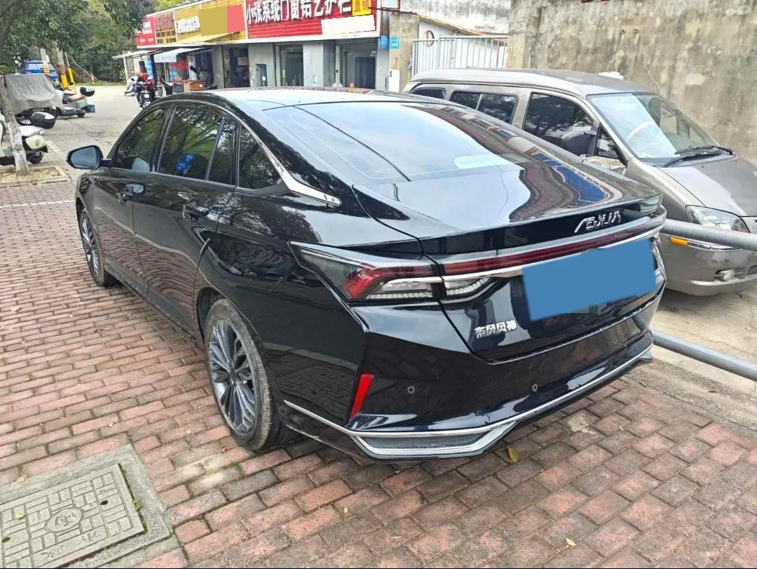 2023 DongFeng Aeolus YiXuan MAX 1.5T 190HP L4 7DCT,autocango,china used car exporter,china ev exporter,chinese used car exporter,chinese used ev exporter