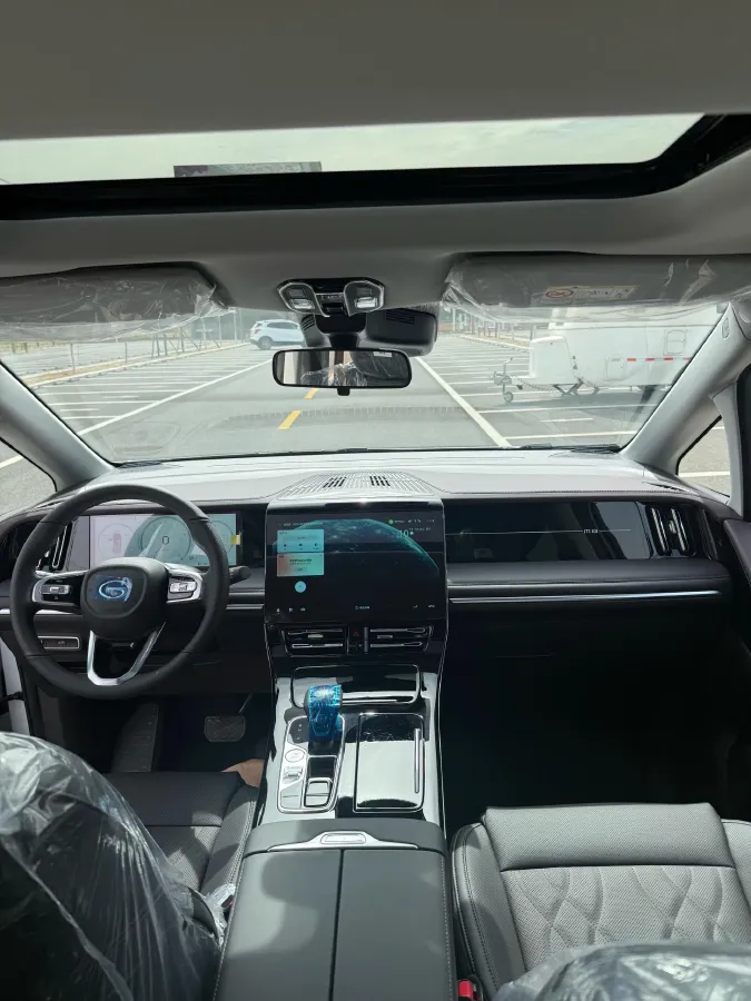 2024 GAC Trumpchi M8 2.0T 252HP L4 8AT,autocango,china used car exporter,china ev exporter,chinese used car exporter,chinese used ev exporter