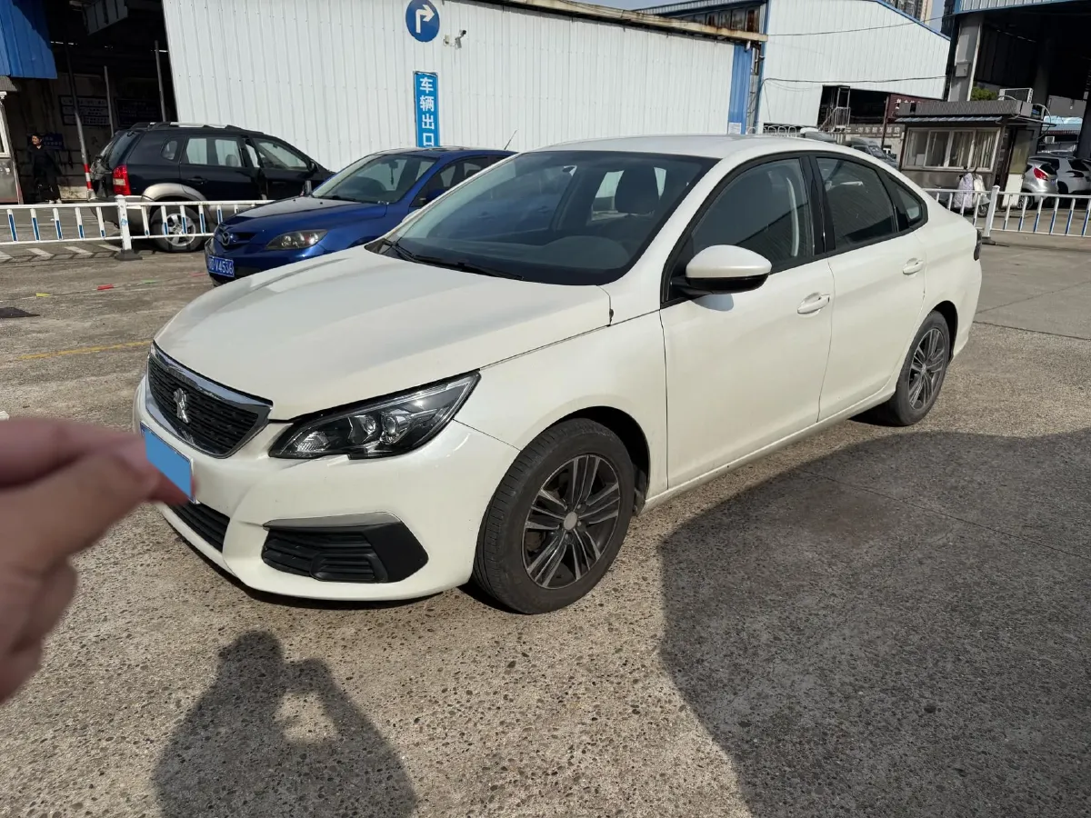 2018 Peugeot 308 1.6L 117HP L4 6AT,autocango,china used car exporter,china ev exporter,chinese used car exporter,chinese used ev exporter