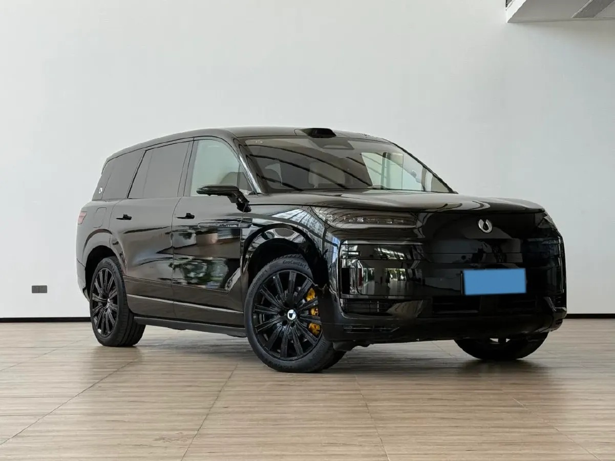 2025 Denza DenzaN9 2.0T 207HP L4 E-CVT PHEV,autocango,china used car exporter,china ev exporter,chinese used car exporter,chinese used ev exporter