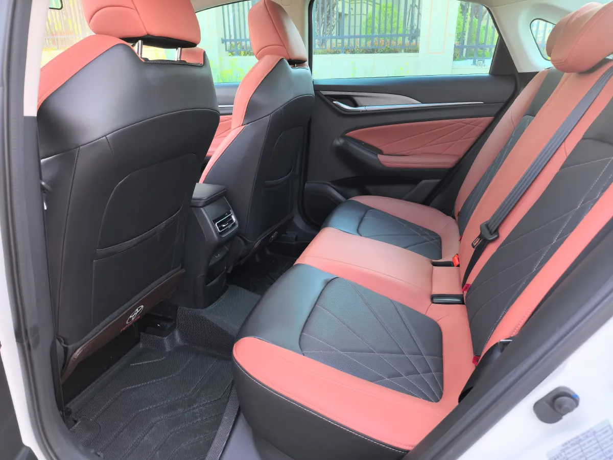 2023 ChangAn Eado 1.4T 160HP L4 7DCT,autocango,china used car exporter,china ev exporter,chinese used car exporter,chinese used ev exporter