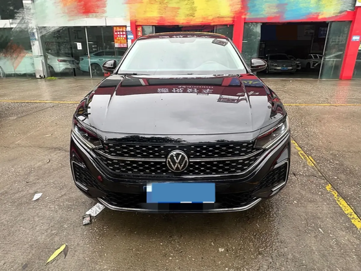 2025 Volkswagen Passat 2.0T 186HP L4 7DCT,autocango,china used car exporter,china ev exporter,chinese used car exporter,chinese used ev exporter