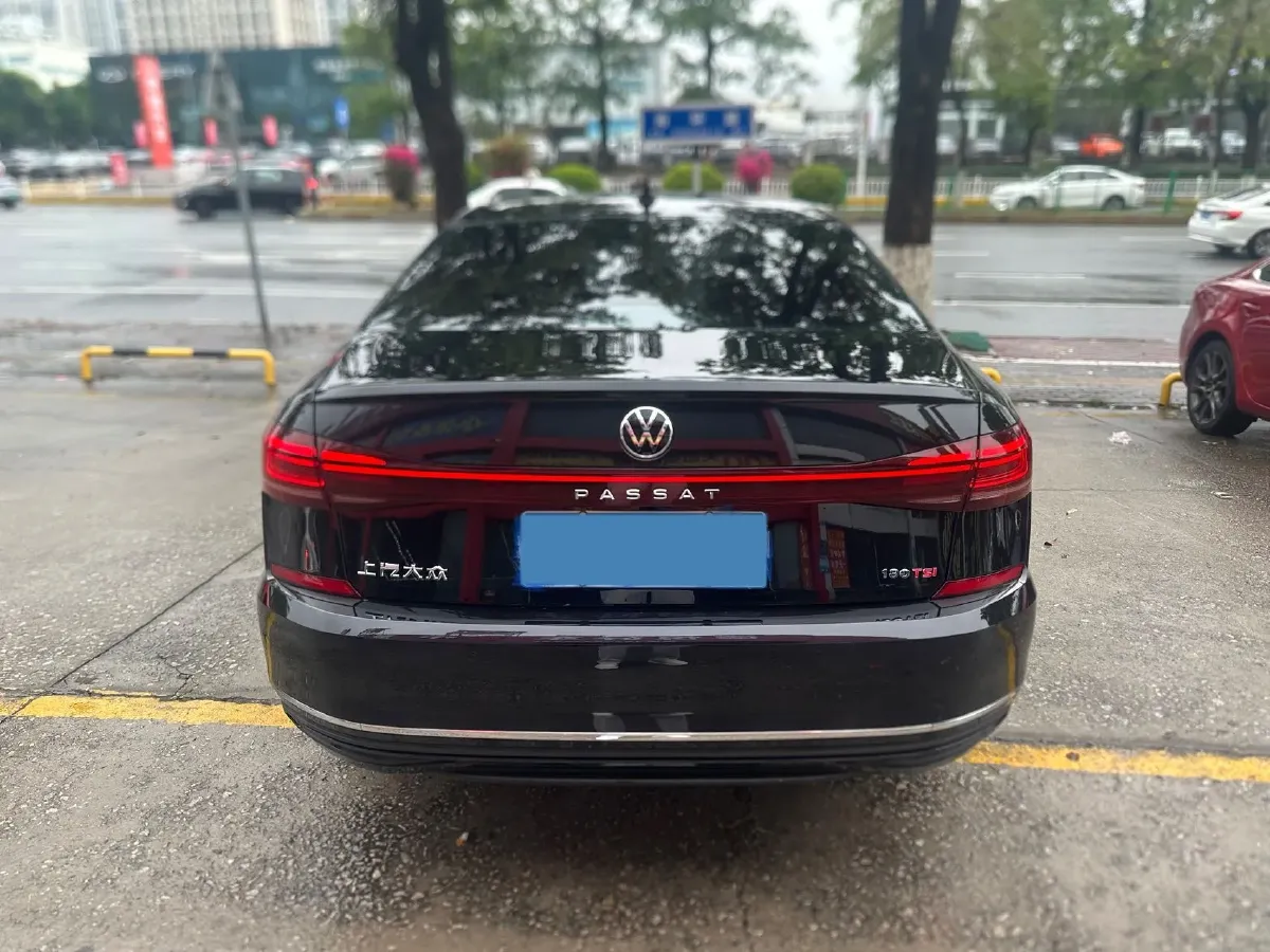 2025 Volkswagen Passat 2.0T 186HP L4 7DCT,autocango,china used car exporter,china ev exporter,chinese used car exporter,chinese used ev exporter
