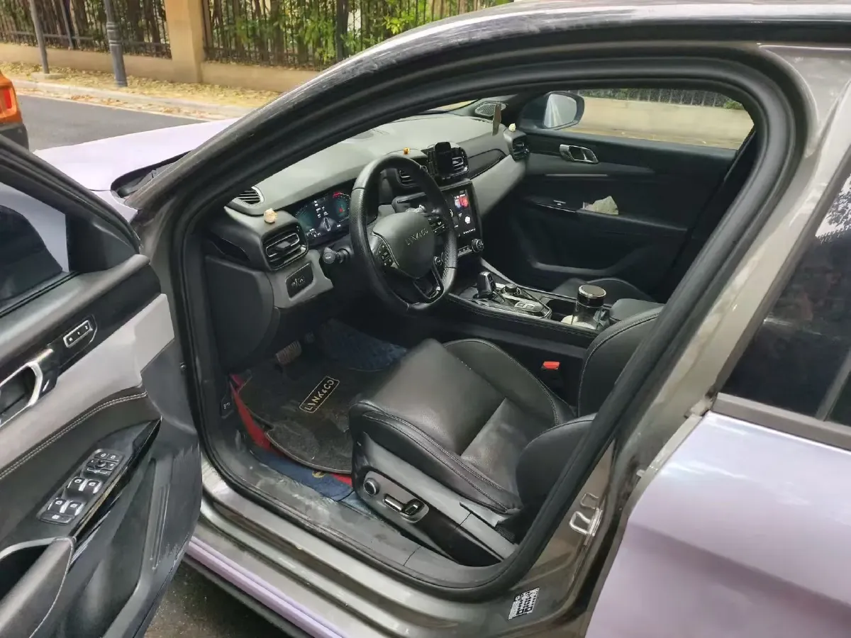 2021 LYNK&CO 03 2.0T 190HP L4 6AT,autocango,china used car exporter,china ev exporter,chinese used car exporter,chinese used ev exporter