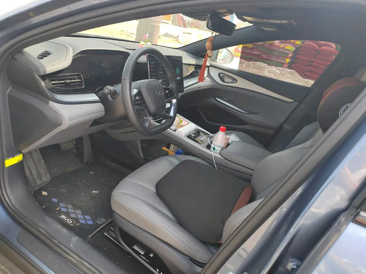 2025 BYD Seal07 DM-i 1.5L 101HP L4 E-CVT PHEV 17.6KWH,autocango,china used car exporter,china ev exporter,chinese used car exporter,chinese used ev exporter